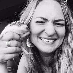 Meet your Posher, Jena